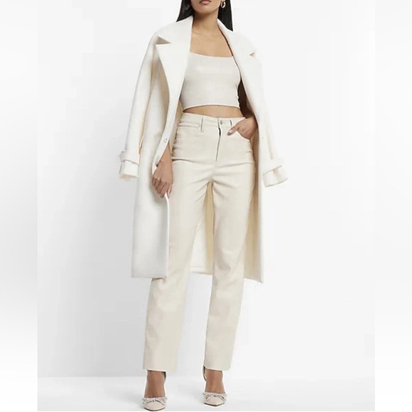 Express Women’s Body Contour Faux Leather Square Neck Cropped Tank Size XL - NWT - Picture 2 of 16